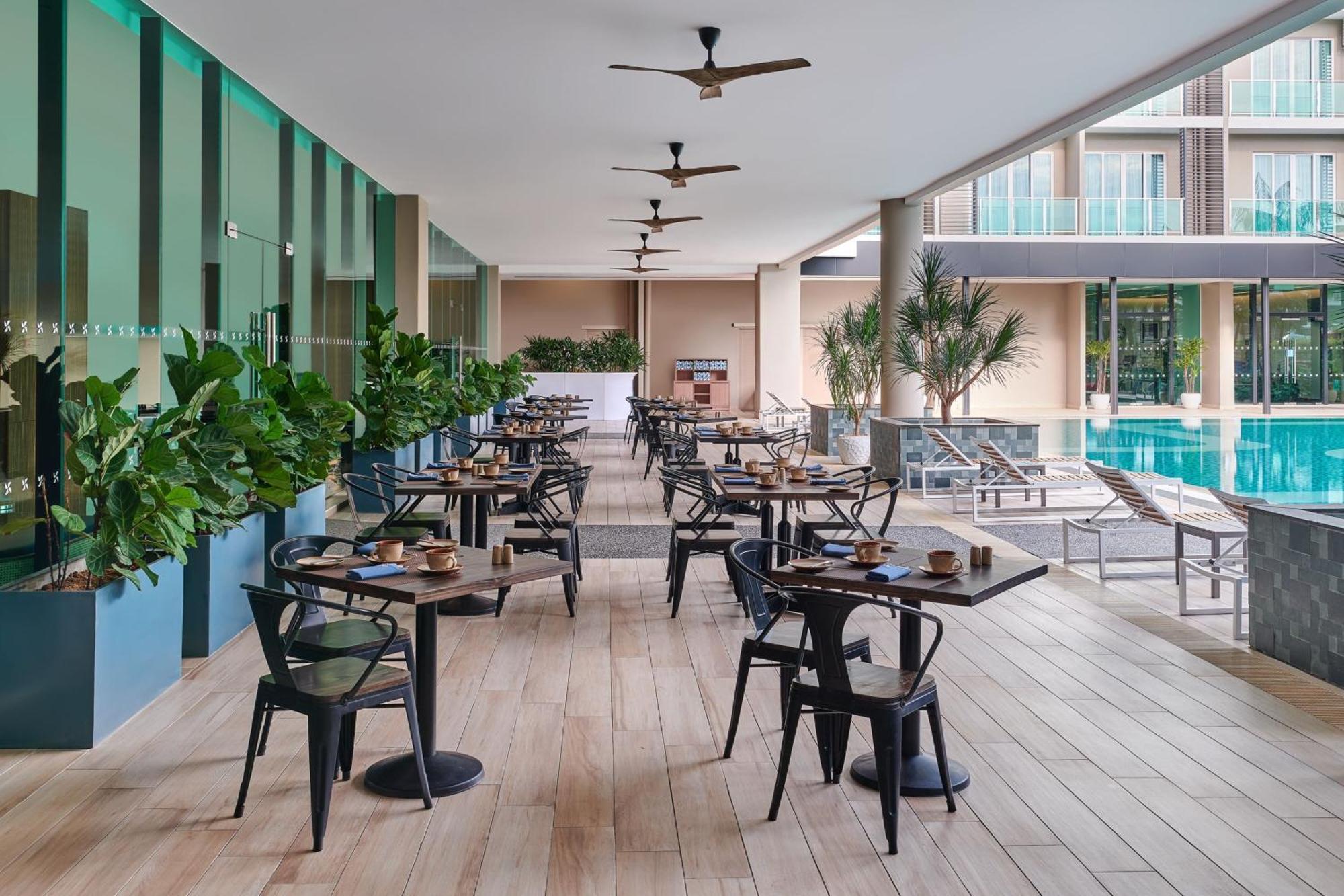 Four Points By Sheraton Desaru Exteriör bild